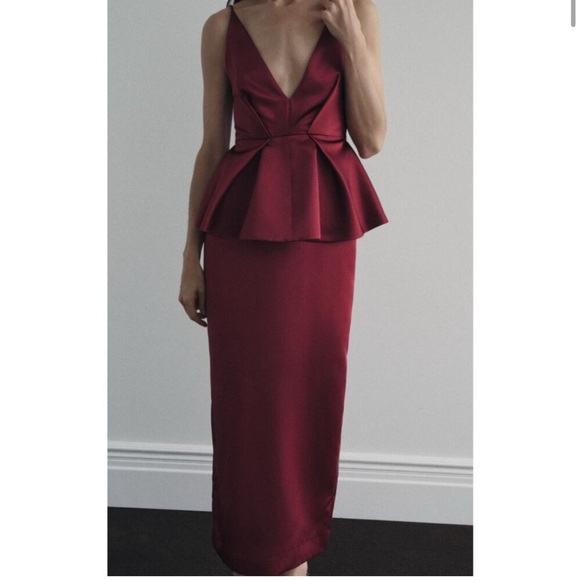 NWT Zara HEAVYWEIGHT satin
PEPLUM DRESS-M
🚨FIRM PRICE NO DISCOUNT - Picture 5 of 15